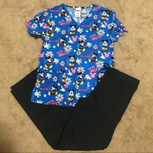 EUC Disney scrub set
